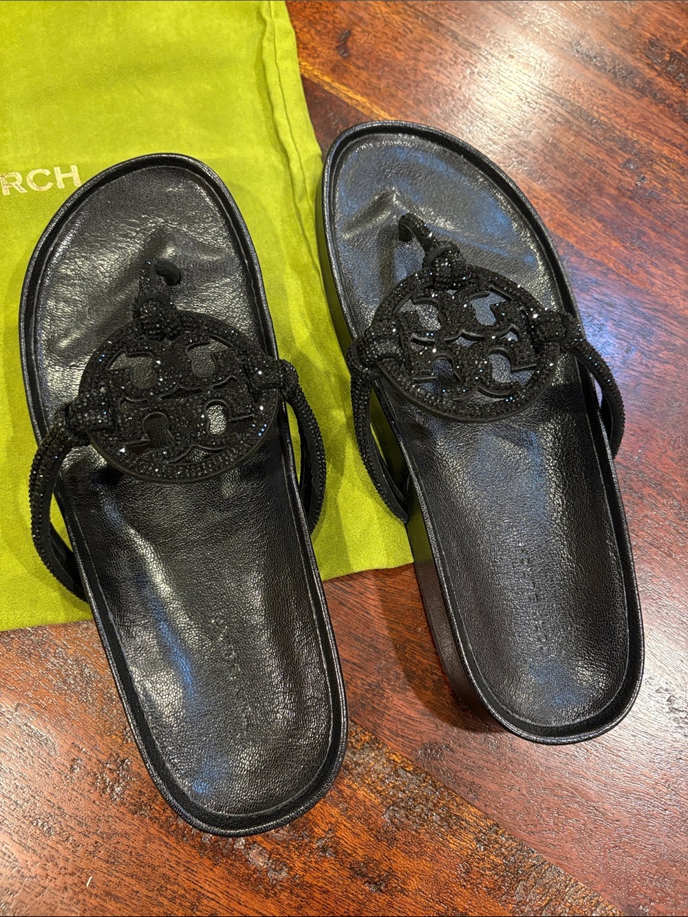 Tory Burch Miller Cloud Knotted Pave Leather Sandal in Perfect Black size 8.5 - Picture 8 of 13